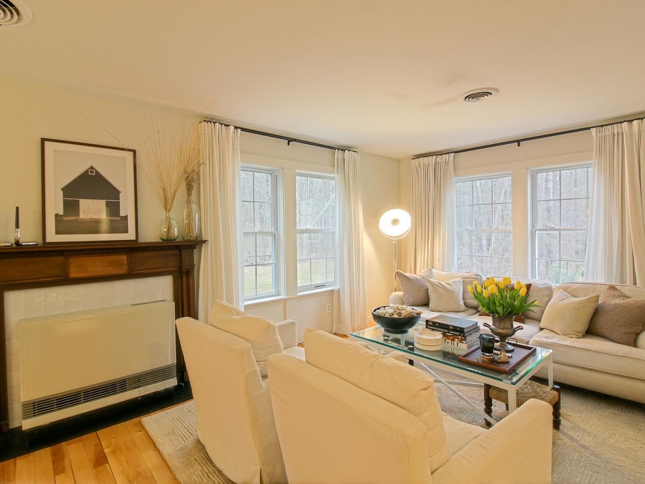 29 Abbey Road Williston, VT 05495 - Photo 6 of 40