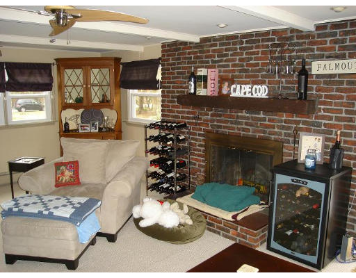 85 Nashua Road Billerica, MA 01862 - Photo 4 of 9 Gallery Image 4