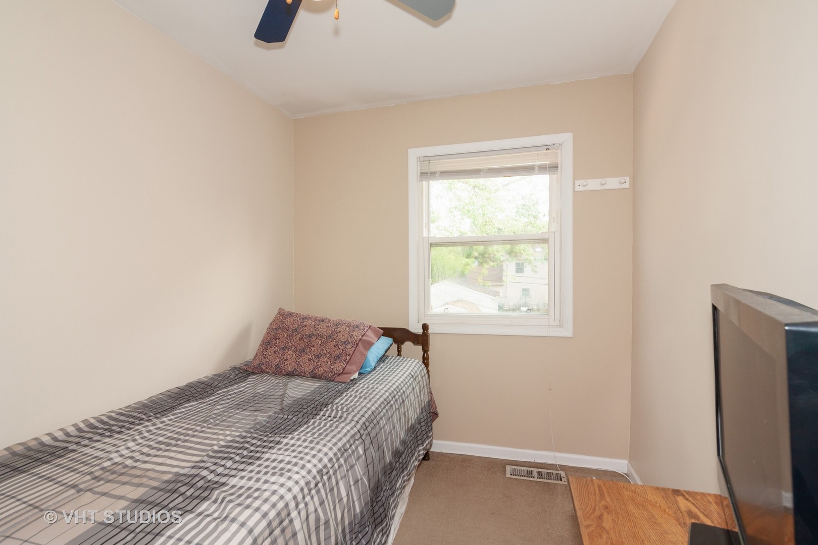 547 White Oak Road Bolingbrook, IL 60440 - Photo 14 of 19 a bedroom with a bed and a window