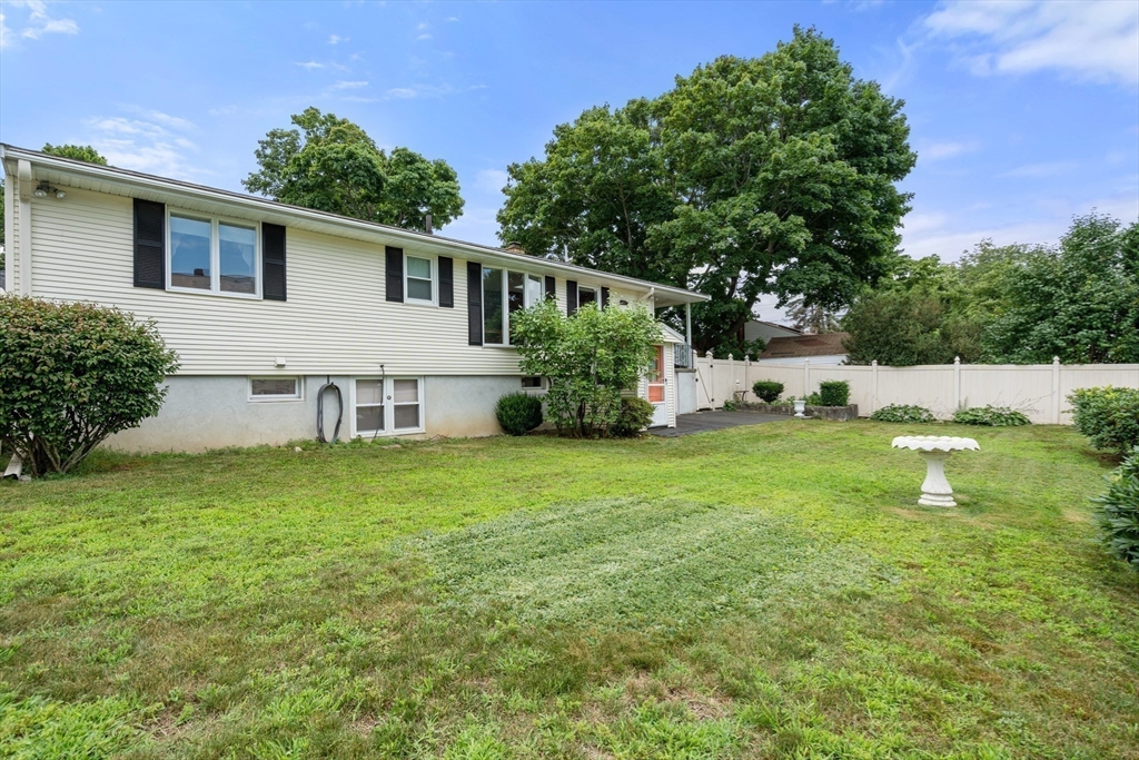 85 Townly Road Watertown, MA 02472 - Photo 24 of 31 Gallery Image 24