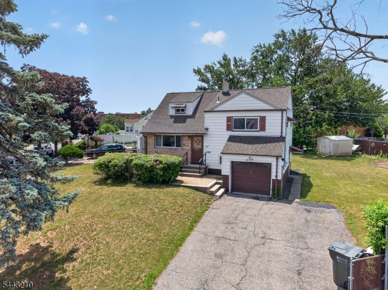 324 Ralph Street Somerset, NJ 08873 - Photo 3 of 29