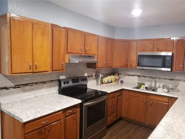 $2,995 | 18901 Hogeye Road, Unit A, Manor, TX 78653