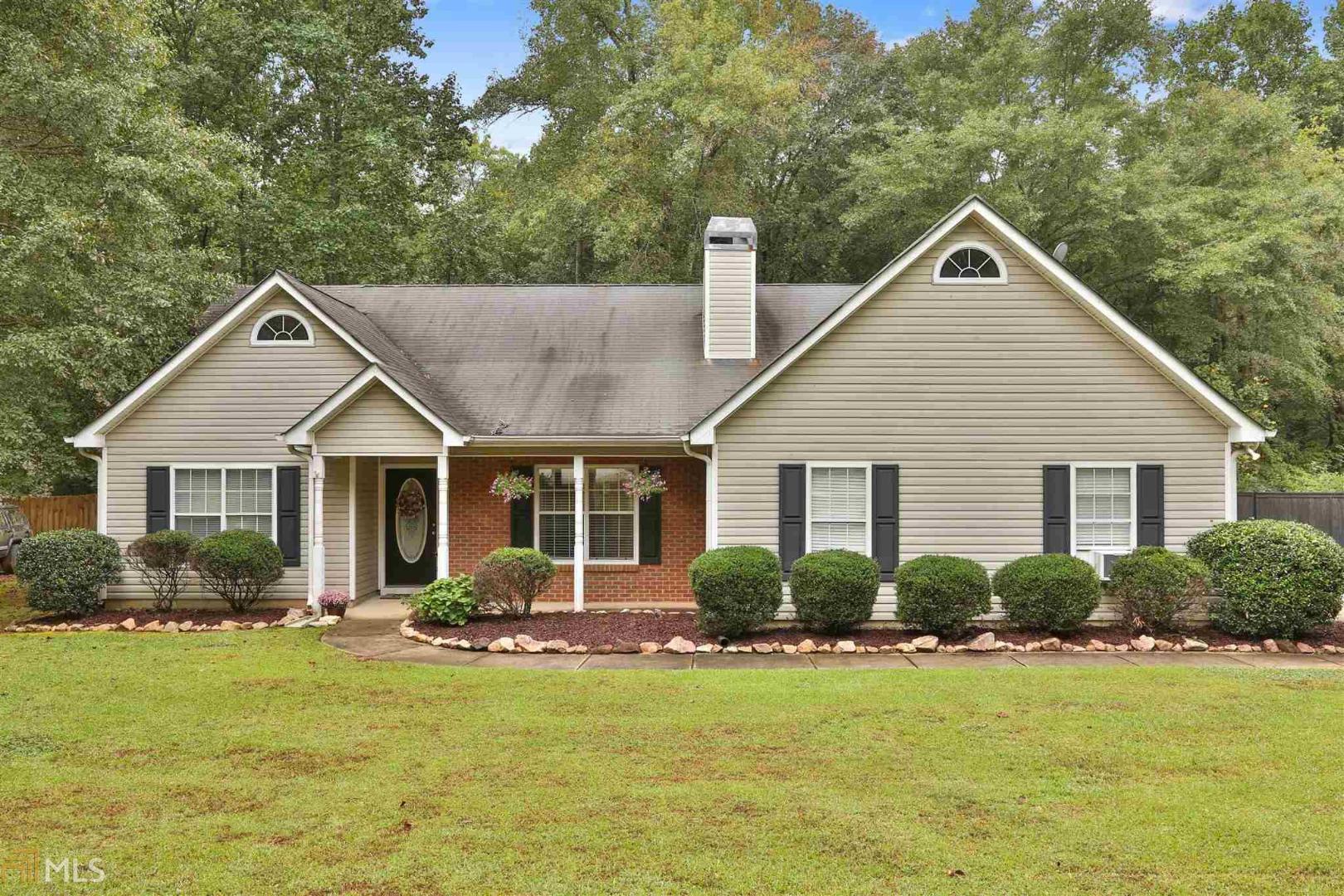 125 Riverside Court Sharpsburg, GA 30277 - Photo 1 of 1 Gallery Image 1