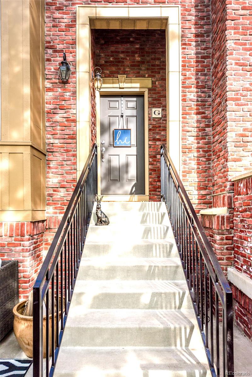 9424 South Ridgeline Boulevard, Unit G Highlands Ranch, CO 80129 - Photo 4 of 24 Gallery Image 4