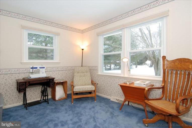 24509 Hanson Road Gaithersburg, MD 20882 - Photo 11 of 30 Bedroom #3