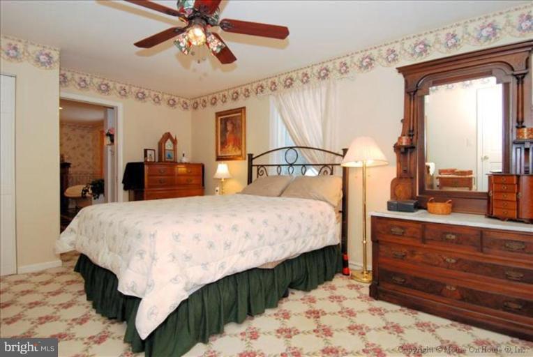 24509 Hanson Road Gaithersburg, MD 20882 - Photo 20 of 30 Master Bedroom