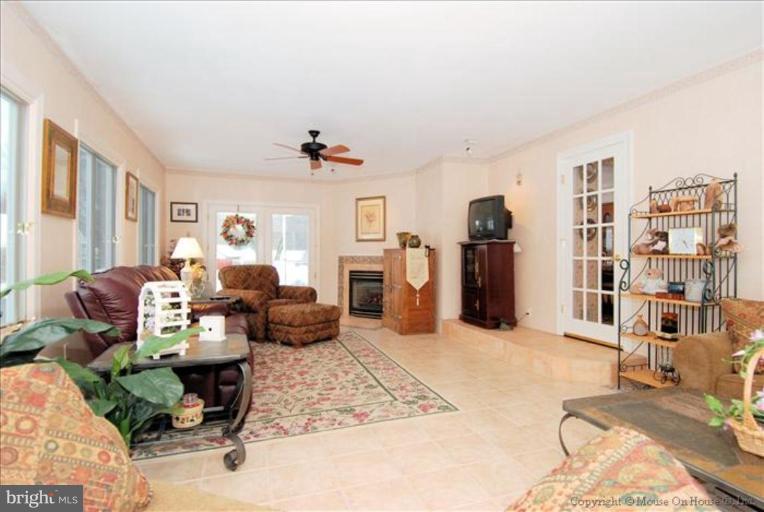24509 Hanson Road Gaithersburg, MD 20882 - Photo 6 of 30 Sunroom