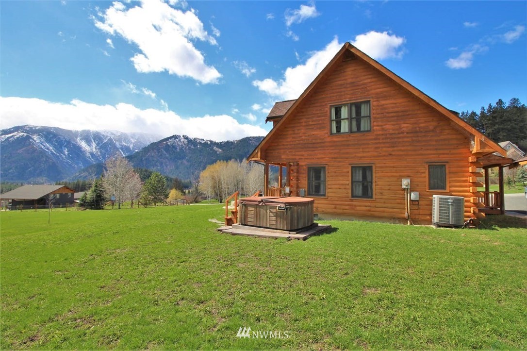 10465 Fox Road Leavenworth, WA 98826 - Photo 3 of 30 Gallery Image 3