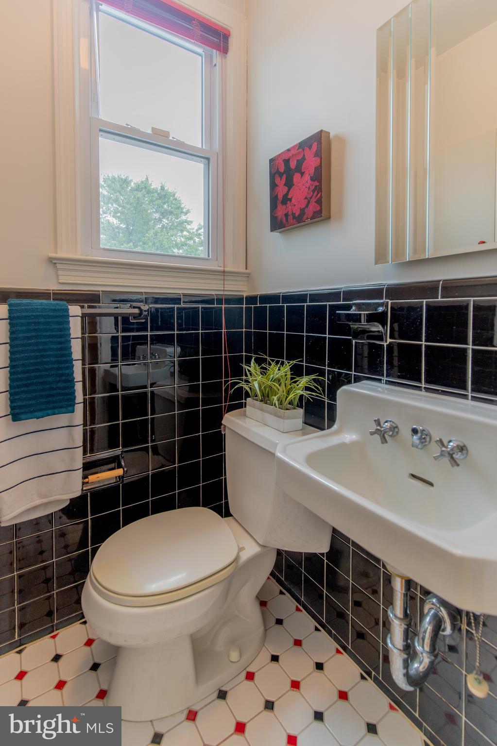 9505 Saybrook Avenue Silver Spring, MD 20901 - Photo 19 of 46 Gallery Image 19