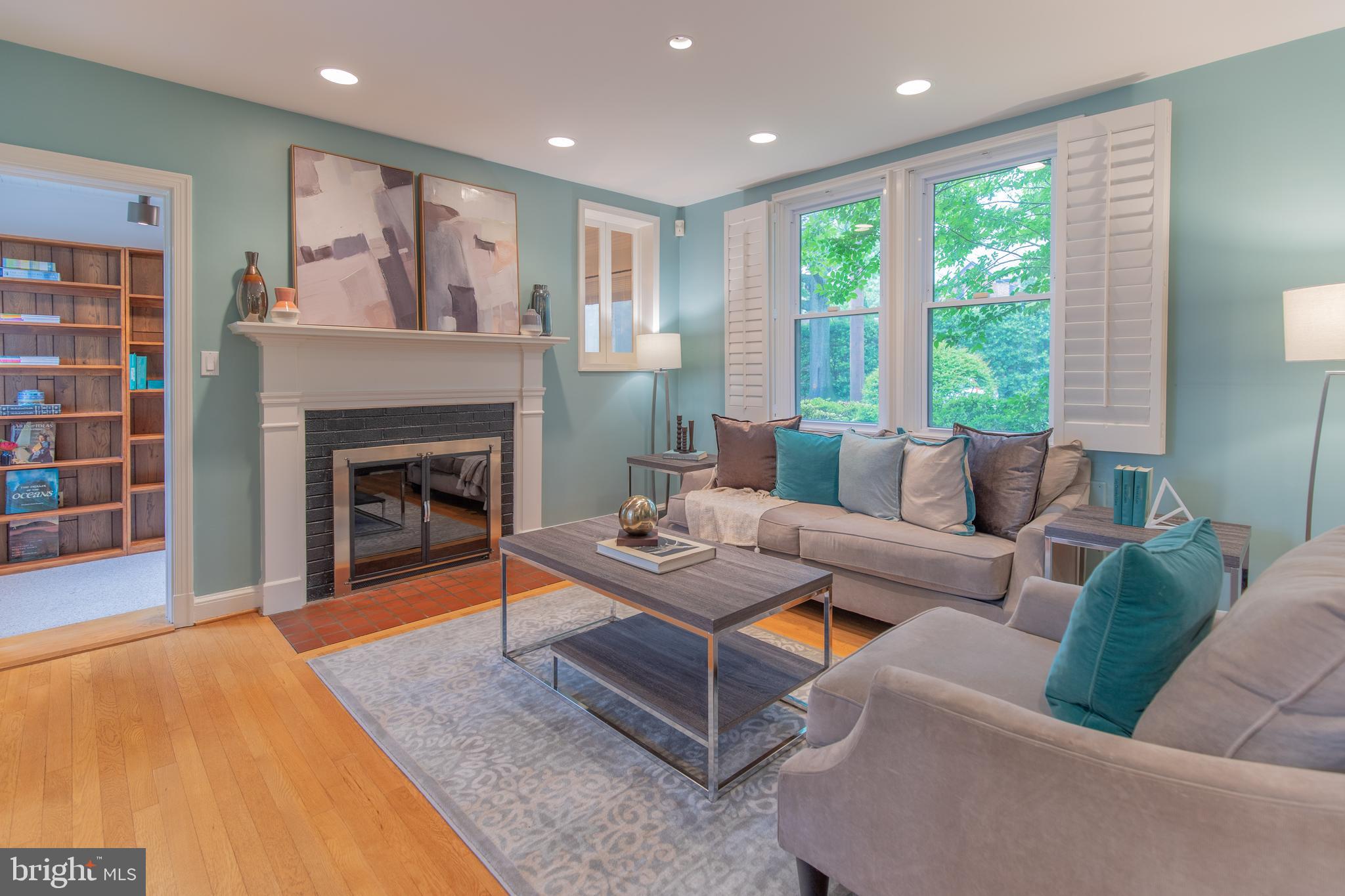9505 Saybrook Avenue Silver Spring, MD 20901 - Photo 4 of 46 Gallery Image 4