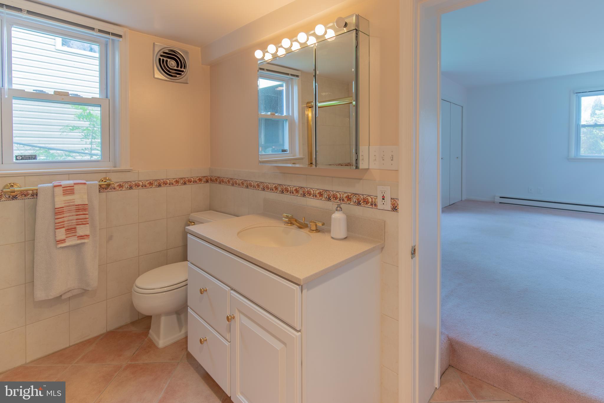9505 Saybrook Avenue Silver Spring, MD 20901 - Photo 40 of 46 Gallery Image 40