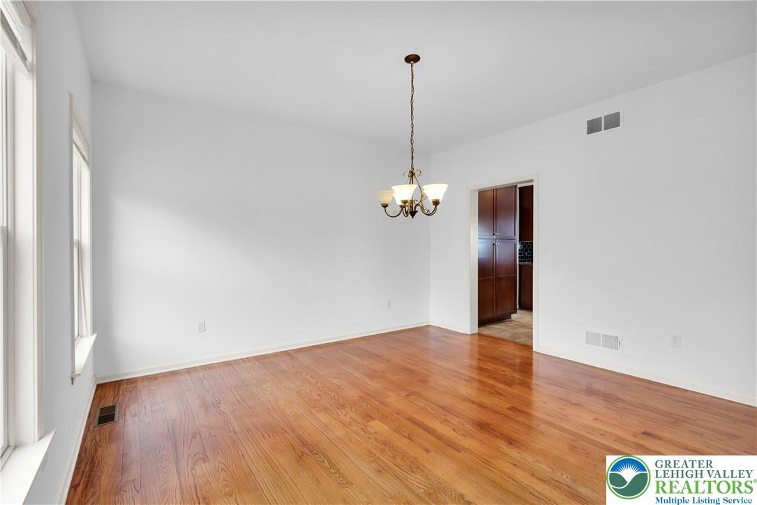 2575 Huckleberry Road Allentown, PA 18104 - Photo 10 of 57