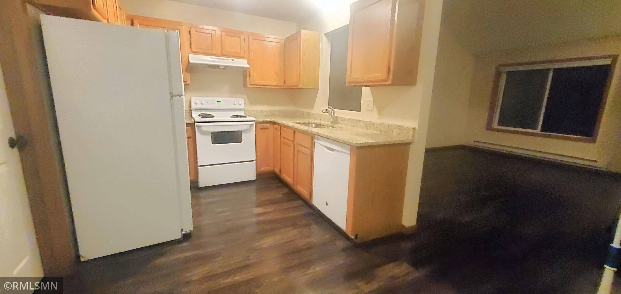 410 South Division Street, Unit 1 Roberts, WI 54023 - Photo 9 of 24