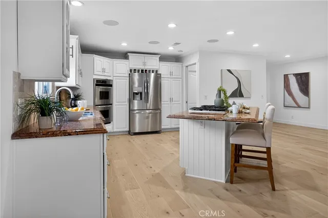 $1,274,900 | 17 Pinewood Avenue, Oak Park, CA 91377