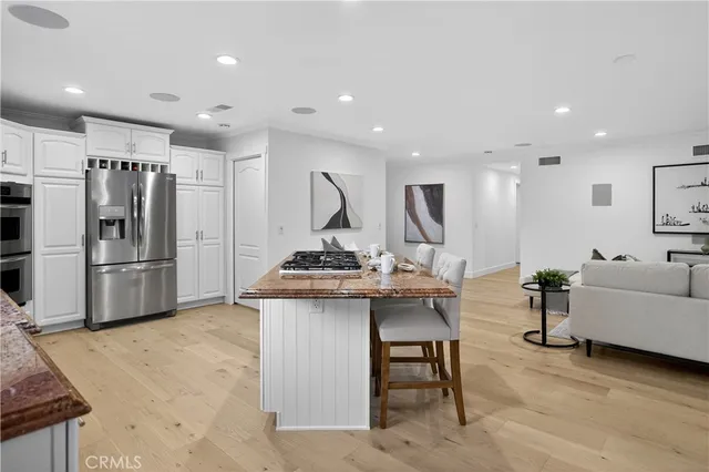 $1,274,900 | 17 Pinewood Avenue, Oak Park, CA 91377