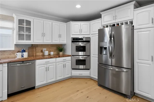 $1,274,900 | 17 Pinewood Avenue, Oak Park, CA 91377