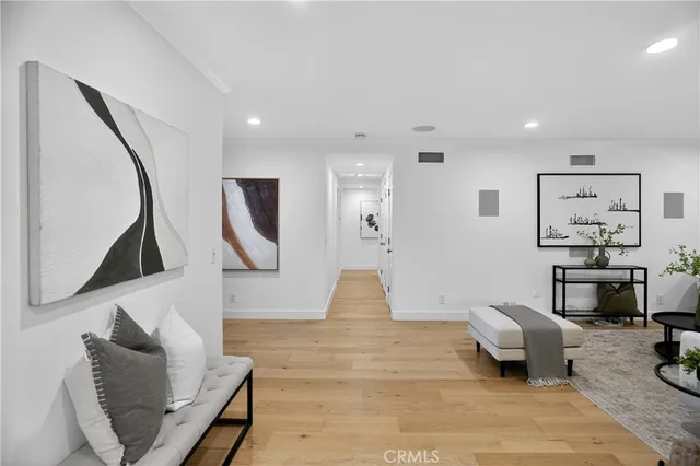 $1,274,900 | 17 Pinewood Avenue, Oak Park, CA 91377