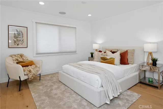 $1,274,900 | 17 Pinewood Avenue, Oak Park, CA 91377