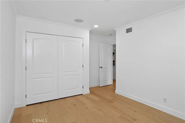 $1,274,900 | 17 Pinewood Avenue, Oak Park, CA 91377