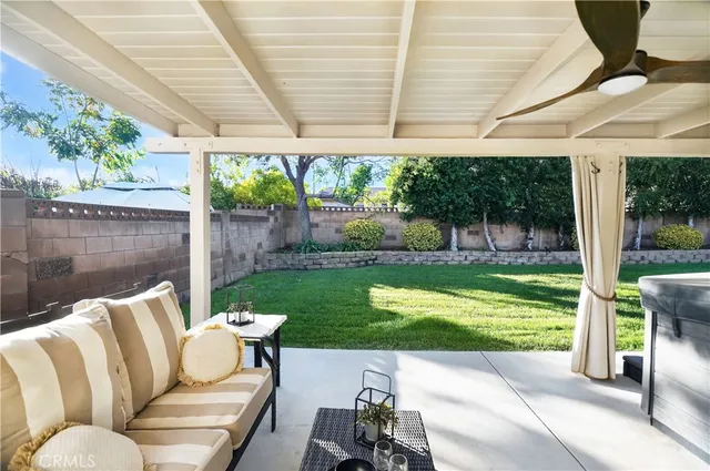 $1,274,900 | 17 Pinewood Avenue, Oak Park, CA 91377