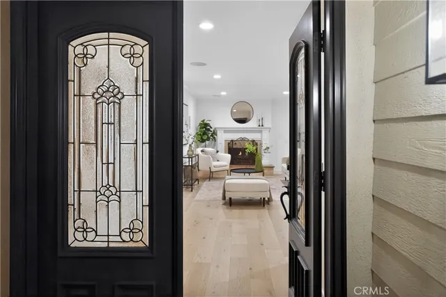 $1,274,900 | 17 Pinewood Avenue, Oak Park, CA 91377