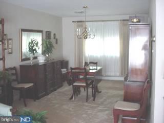 527 Sharpless Road Springfield, PA 19064 - Photo 3 of 6