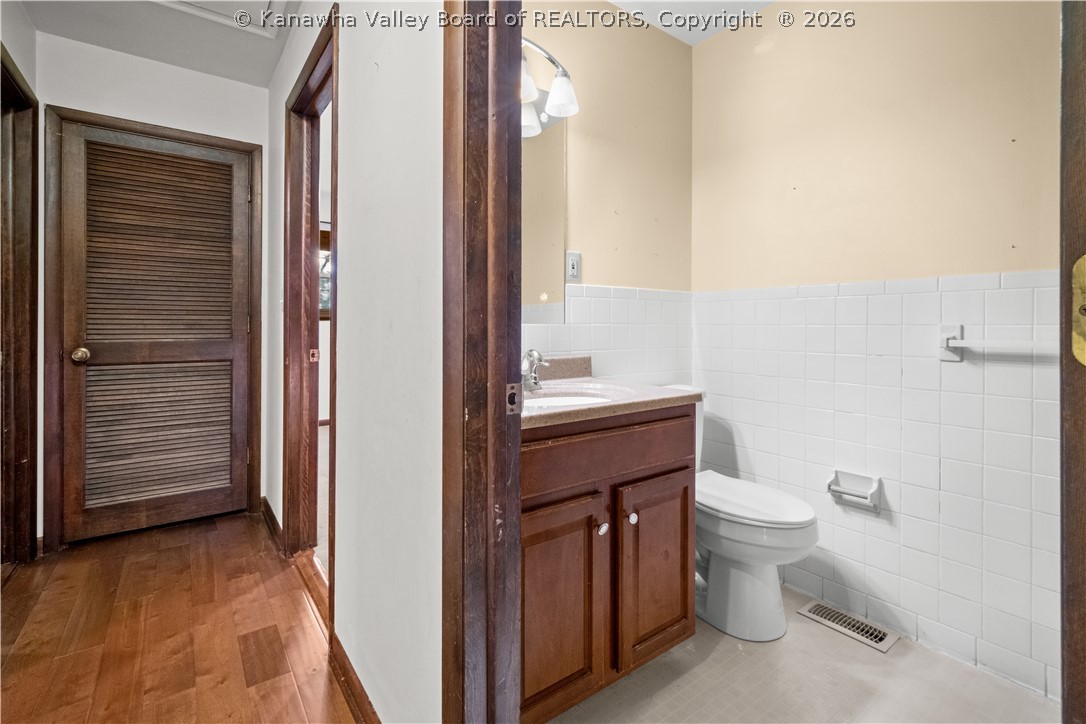 1109 Shamrock Road Charleston, WV 25314 - Photo 13 of 30 Gallery Image 13