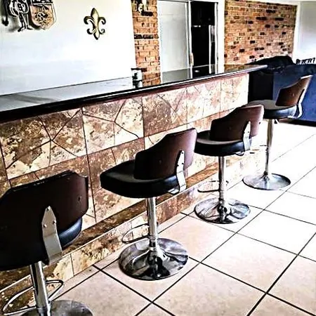 $3,000 | 3738 Somerset Drive, New Orleans, LA 70131