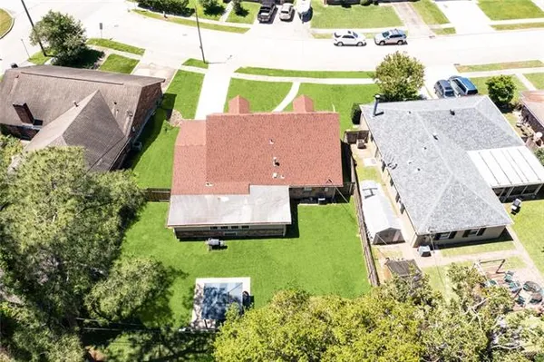 $3,000 | 3738 Somerset Drive, New Orleans, LA 70131