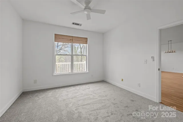 $3,150 | 1000 East Woodlawn Road, Unit 416, Charlotte, NC 28209