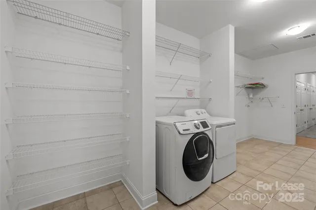 $3,150 | 1000 East Woodlawn Road, Unit 416, Charlotte, NC 28209