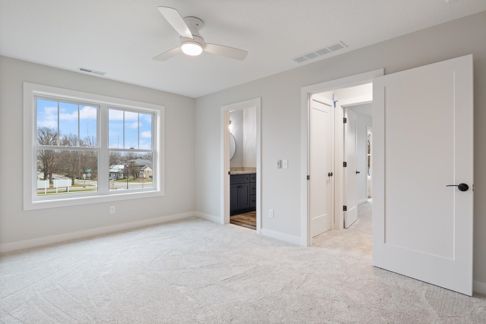 590 West Main Street Warsaw, IN 46580 - Photo 17 of 36