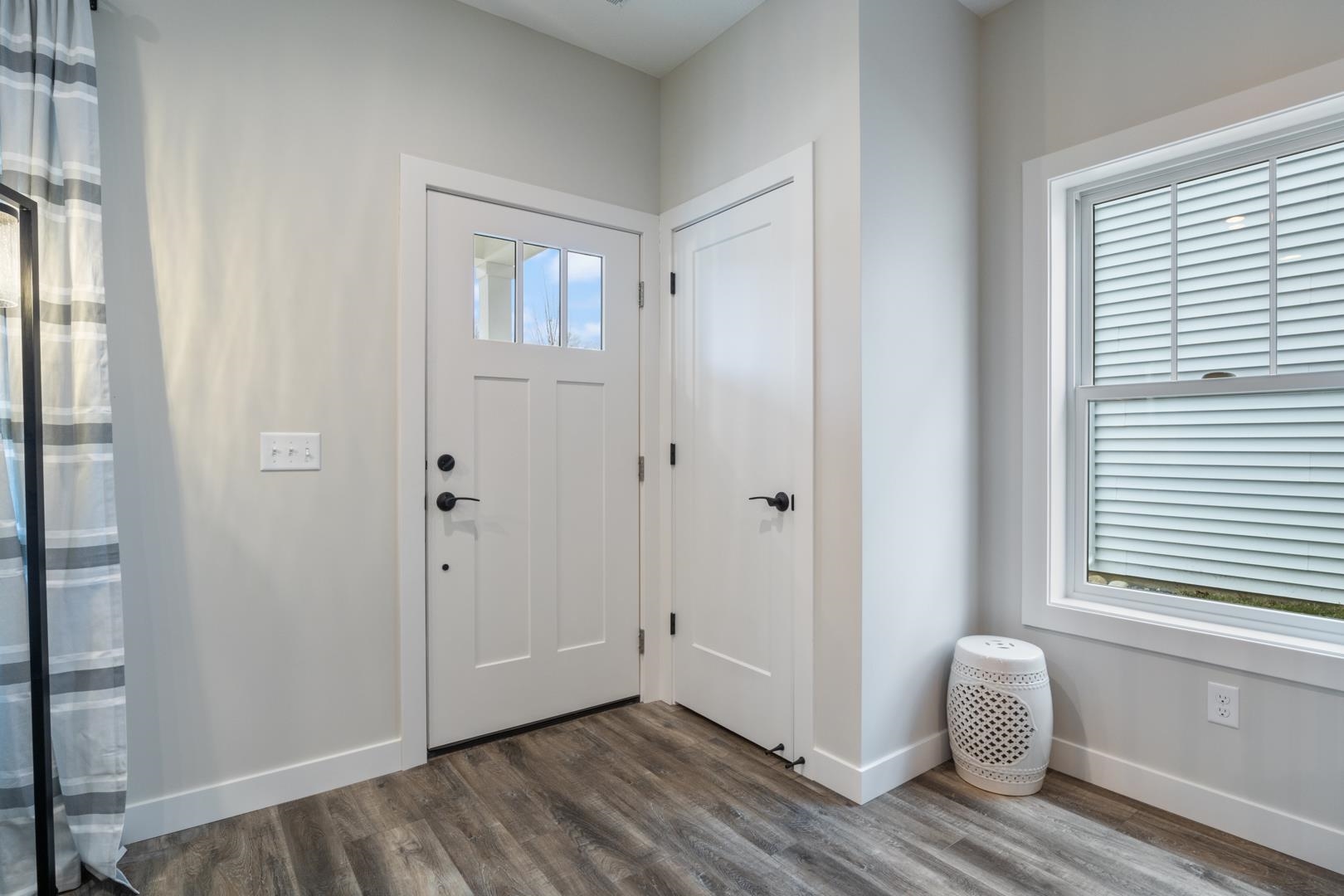 590 West Main Street Warsaw, IN 46580 - Photo 26 of 36