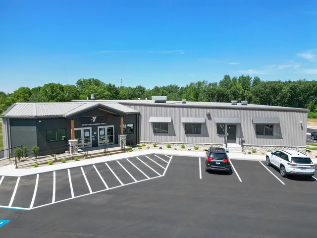 $382,000 | 590 West Main Street, Warsaw, IN 46580