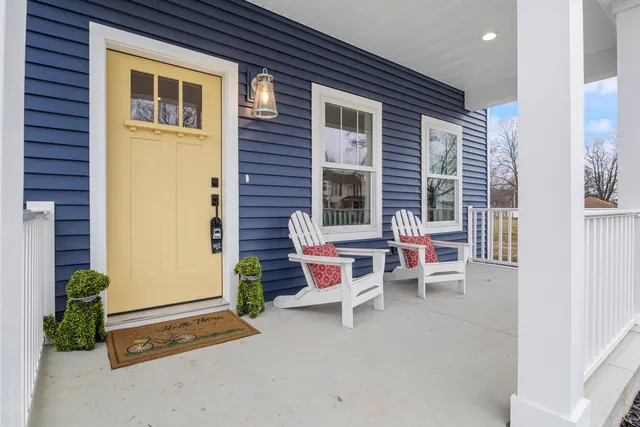 $382,000 | 590 West Main Street, Warsaw, IN 46580