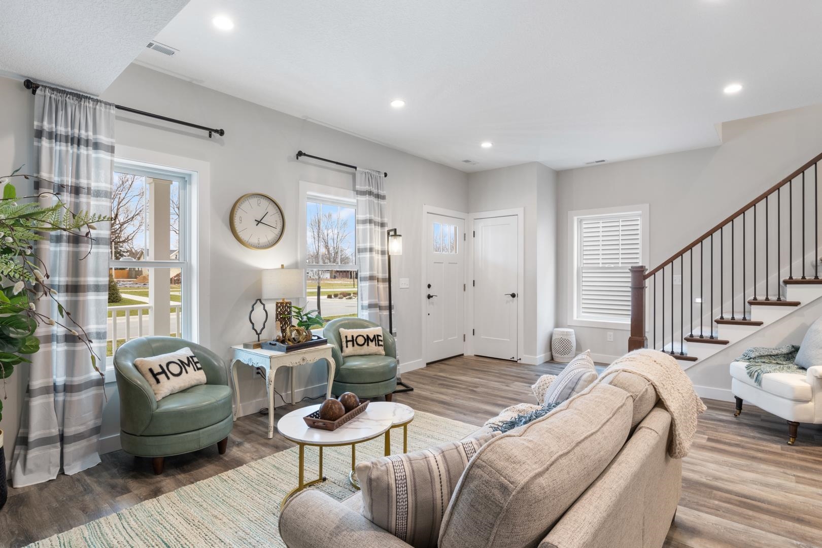 590 West Main Street Warsaw, IN 46580 - Photo 5 of 36