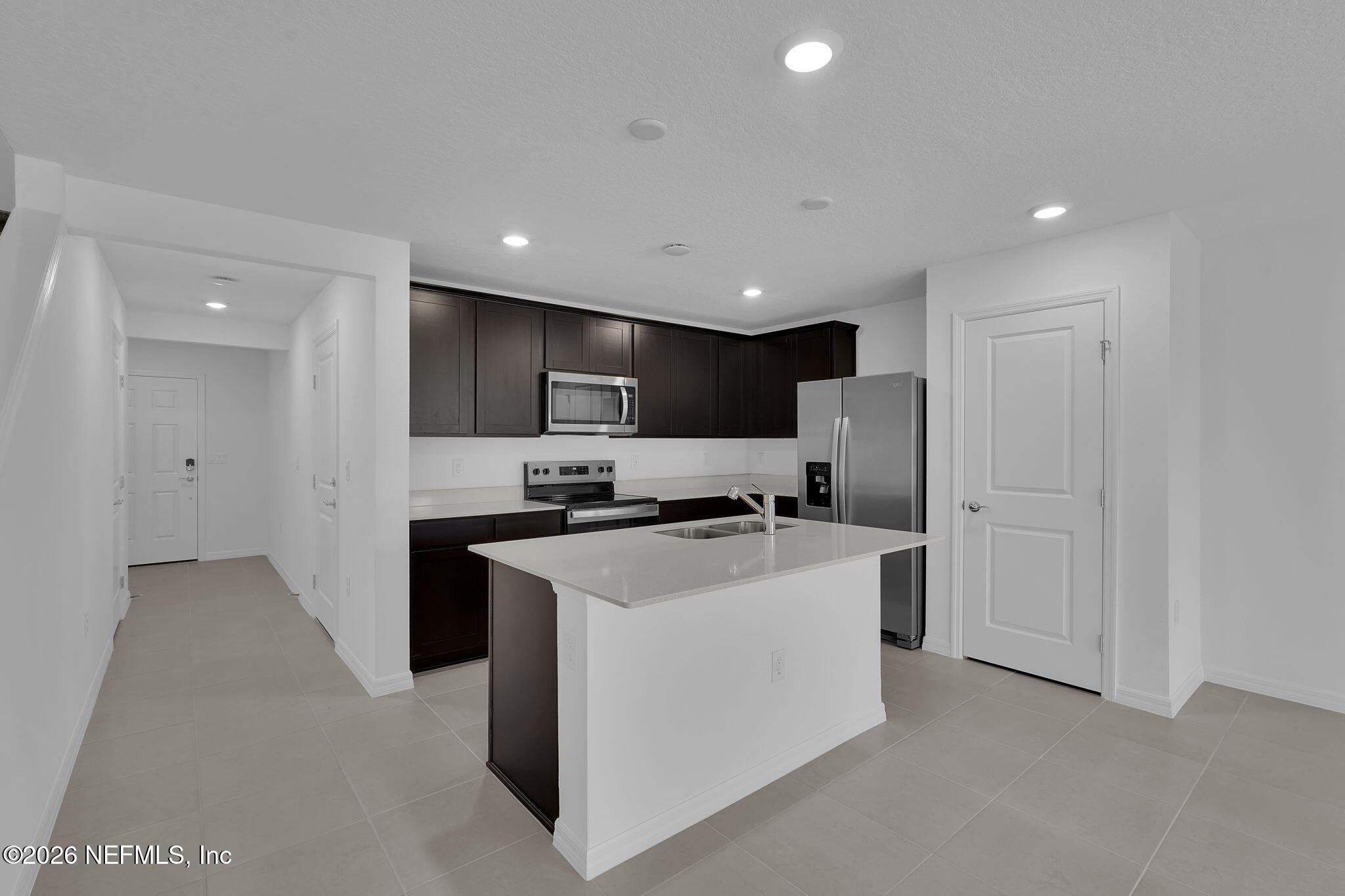 1860 Normandy Pnes Lane Jacksonville, FL 32221 - Photo 5 of 26 Landmark Kitchen