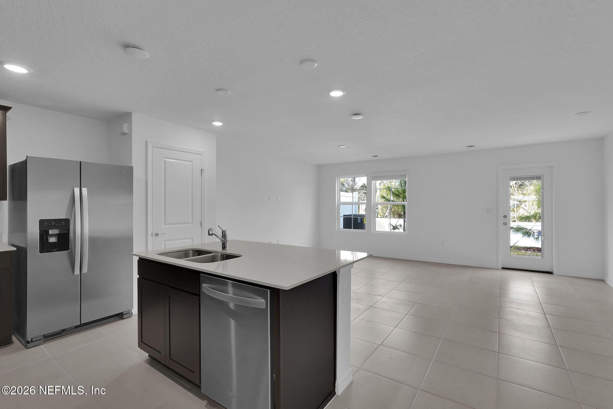 1860 Normandy Pnes Lane Jacksonville, FL 32221 - Photo 6 of 26 Landmark Kitchen