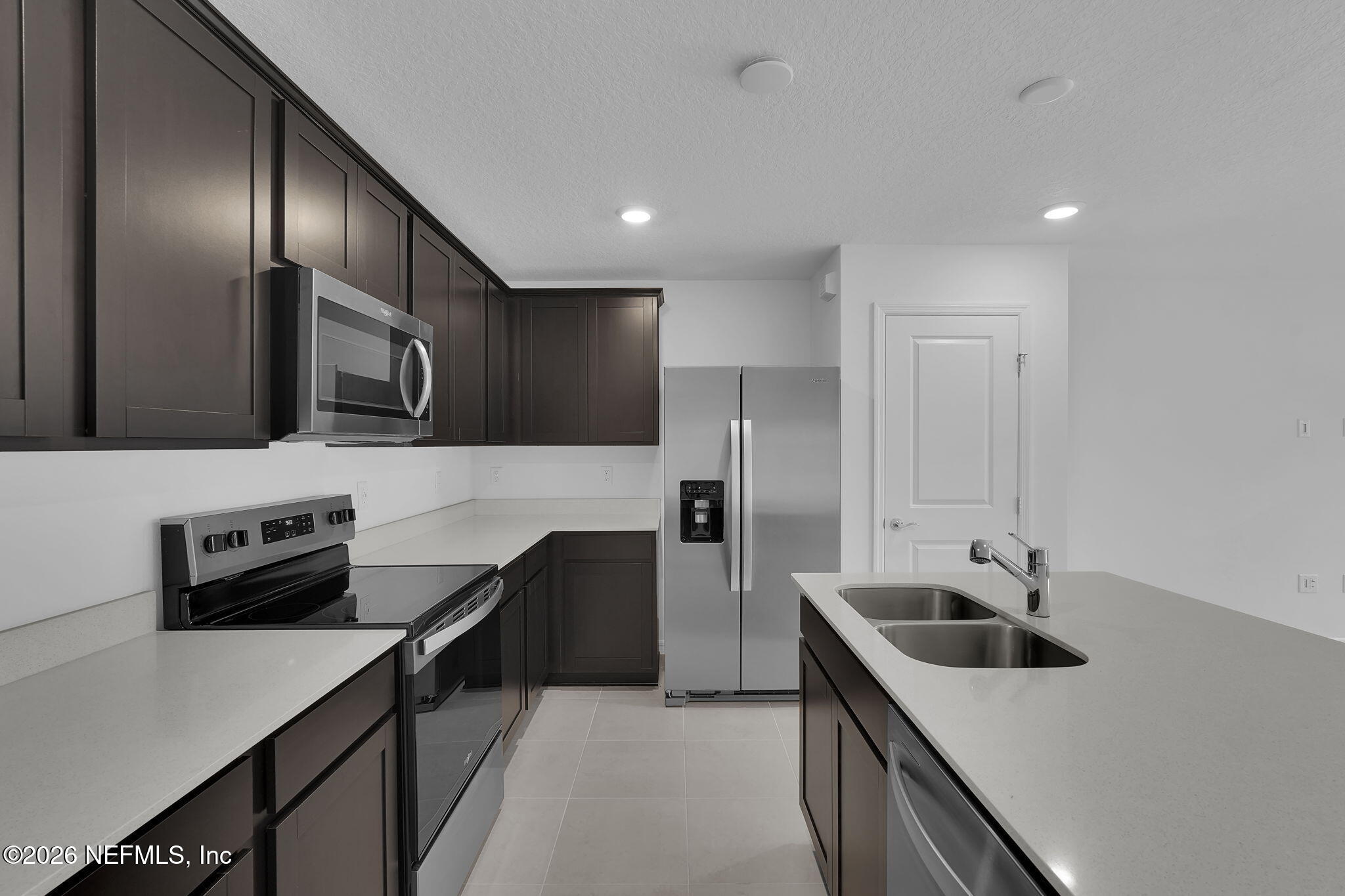 1860 Normandy Pnes Lane Jacksonville, FL 32221 - Photo 9 of 26 Landmark Kitchen