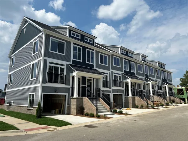 $3,900 | 2774 Bristol Rdg Drive, Unit : 36 / BLDG: 36, Ann Arbor, MI 48105