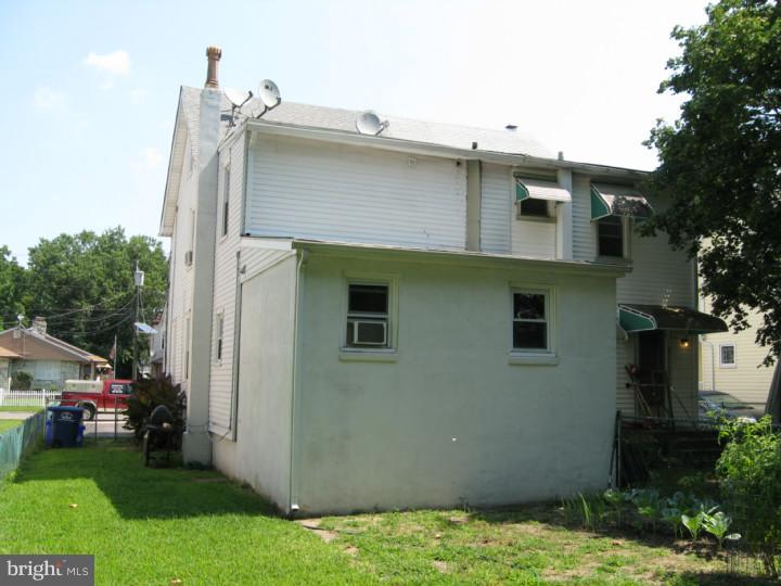 408 Delaware Avenue Riverside, NJ 08075 - Photo 3 of 7