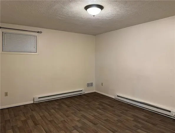 $725 | 505 McKee Avenue, Unit B, Baden, PA 15005