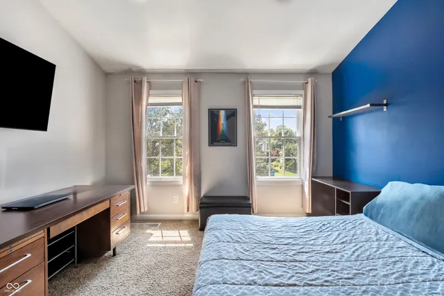 $390,000 | 2847 Macintosh, Columbus, IN 47201