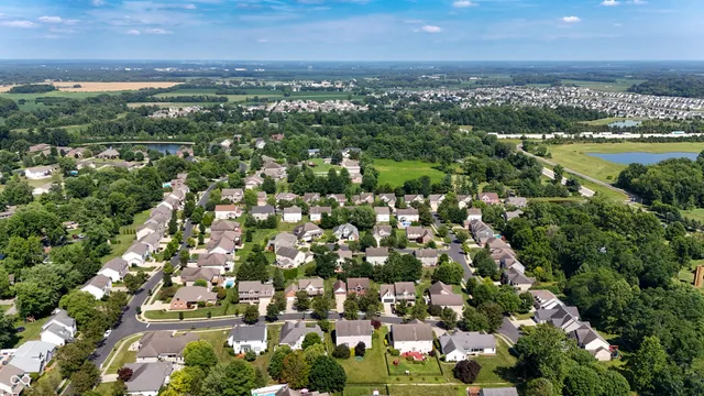 $390,000 | 2847 Macintosh, Columbus, IN 47201