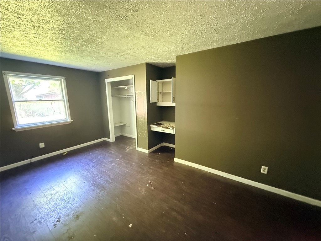 12 Gannett Road Farmington, NY 14425 - Photo 19 of 27