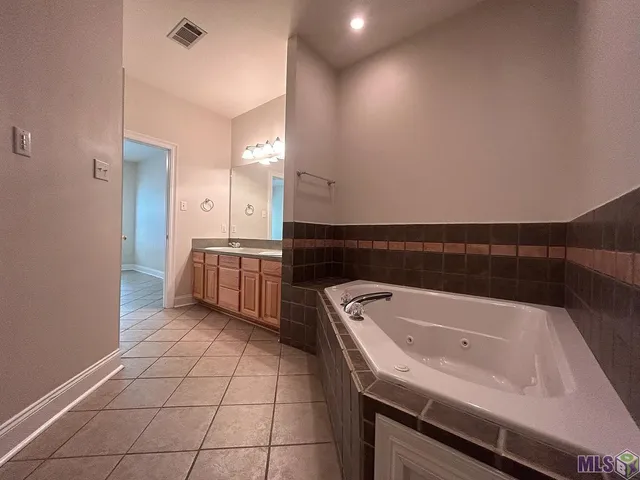 $1,500 | 12332 Pineview Lane, Ponchatoula, LA 70454