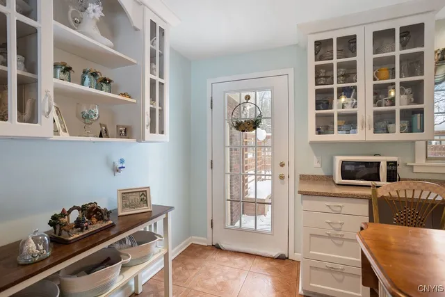 $280,000 | 213 Euclid Drive, Manlius, NY 13066