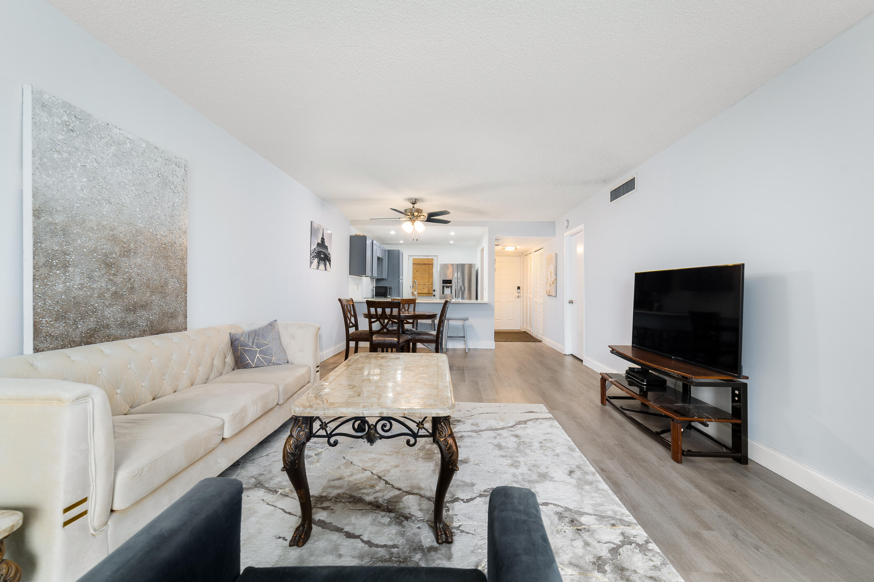 5301 Northwest 2nd Avenue, Unit PHE Boca Raton, FL 33487 - Photo 5 of 24 _DSC0164