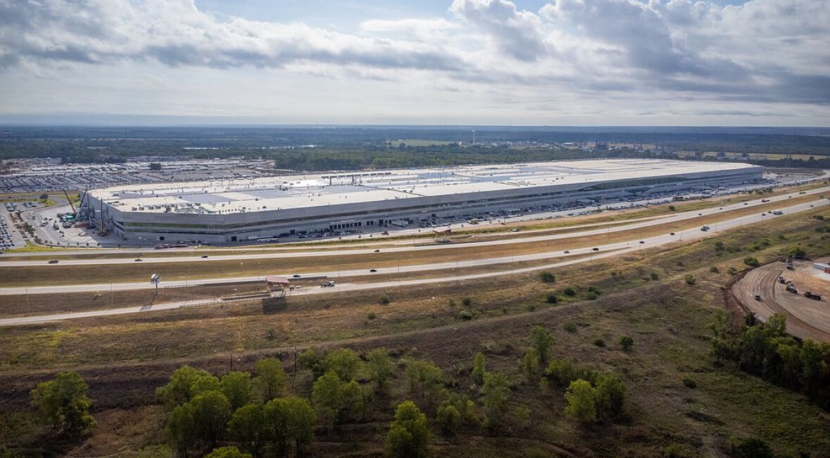 126 Short Toed Swoop Cedar Creek, TX 78612 - Photo 16 of 20 a view of a water heater