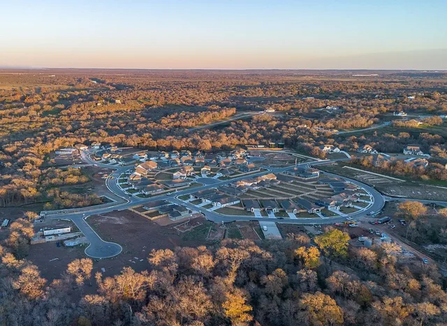 $2,575 | 126 Short Toed Swoop, Cedar Creek, TX 78612